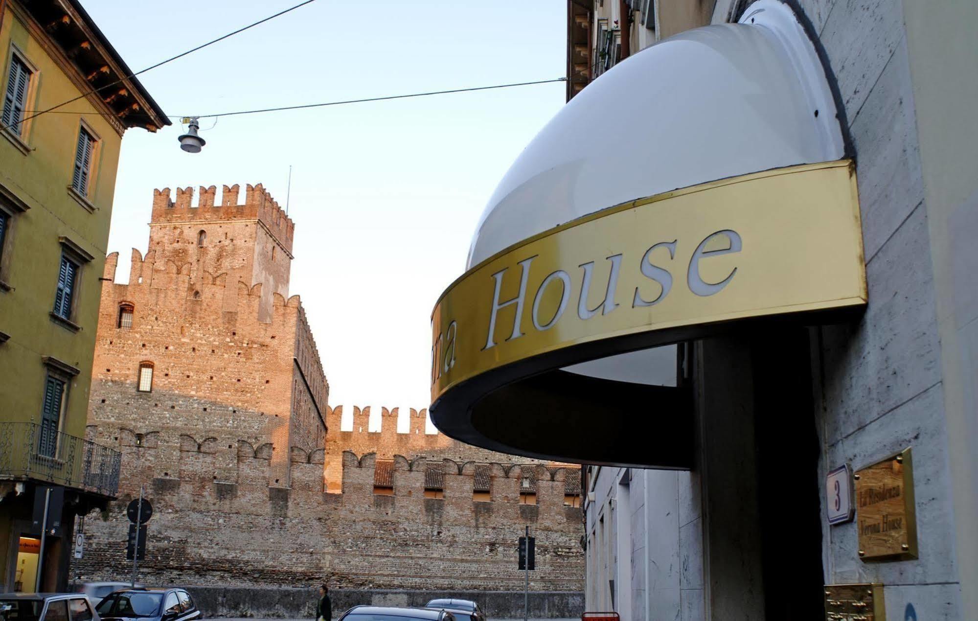 House 4*